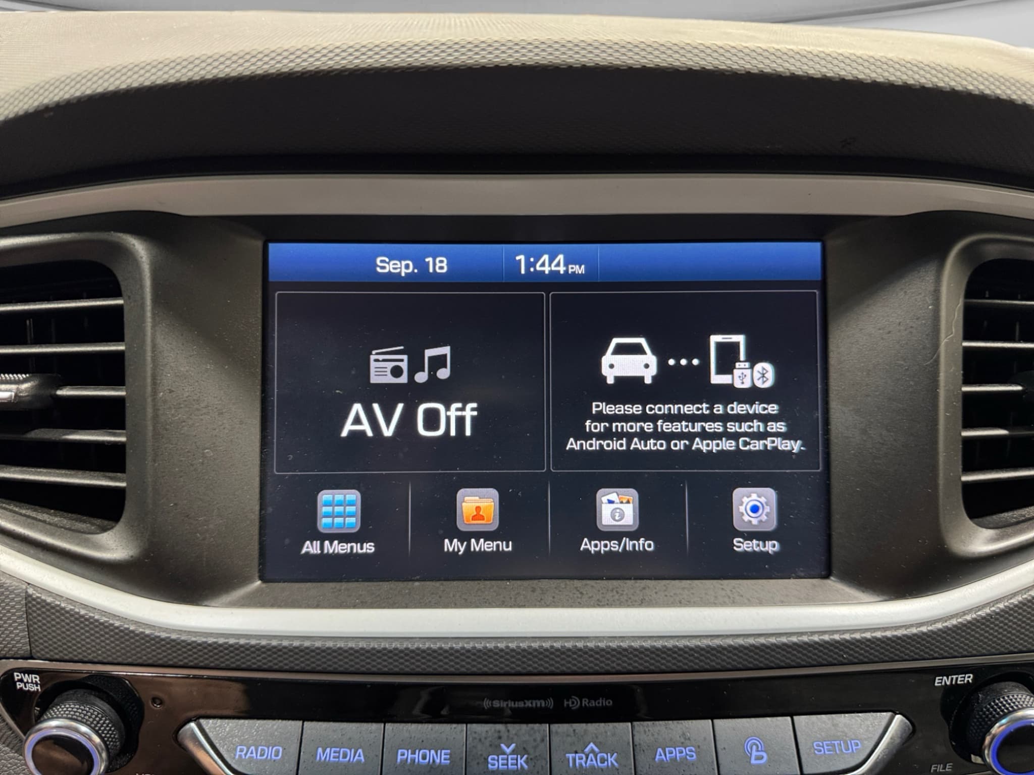 2019 Hyundai IONIQ Electric view 11