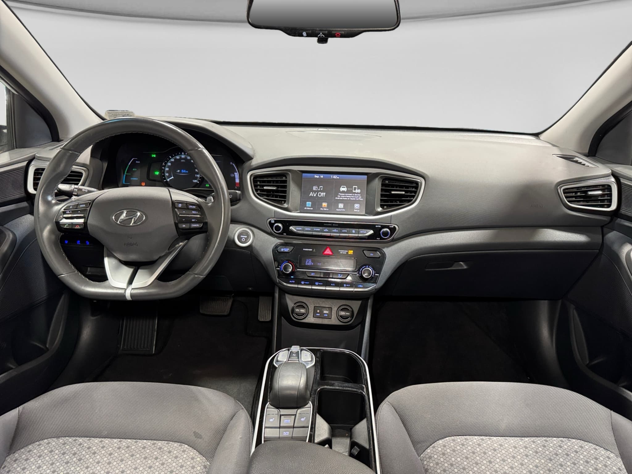 2019 Hyundai IONIQ Electric view 18