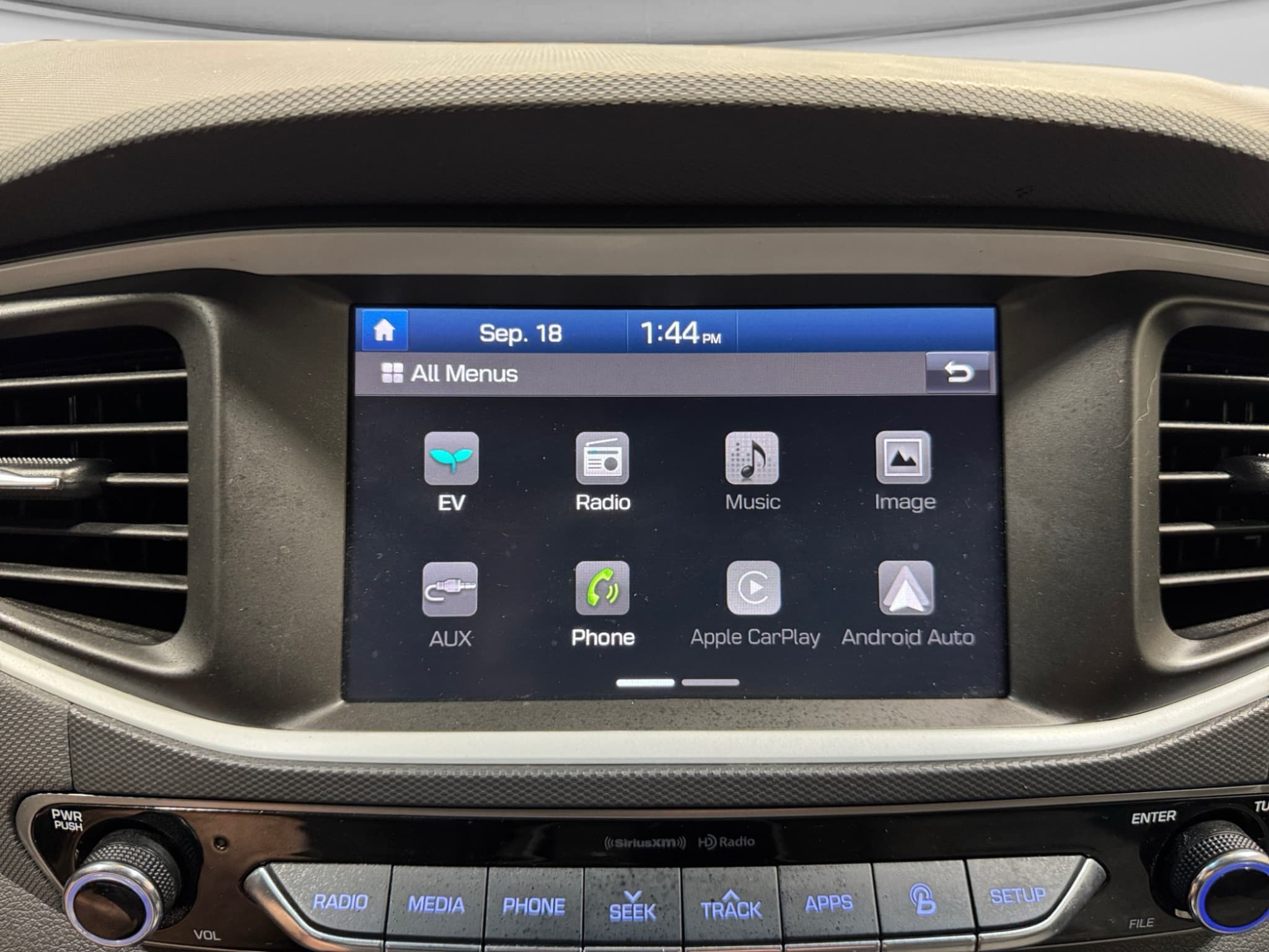 2019 Hyundai IONIQ Electric view 12