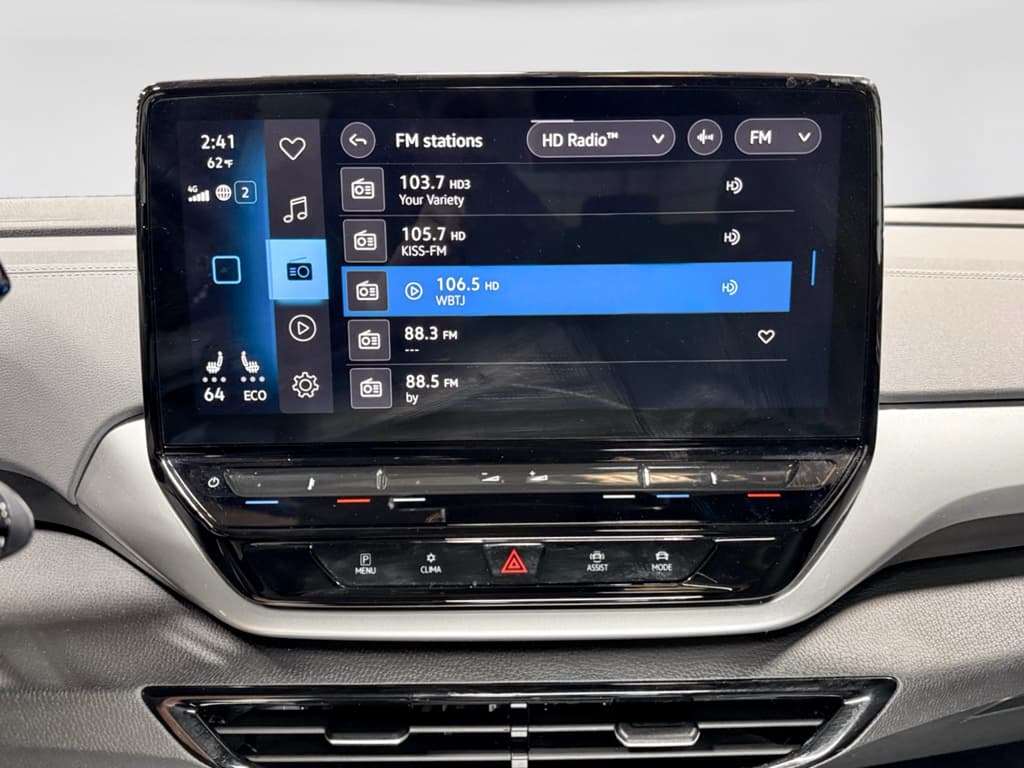 2023 Volkswagen ID.4 view 14