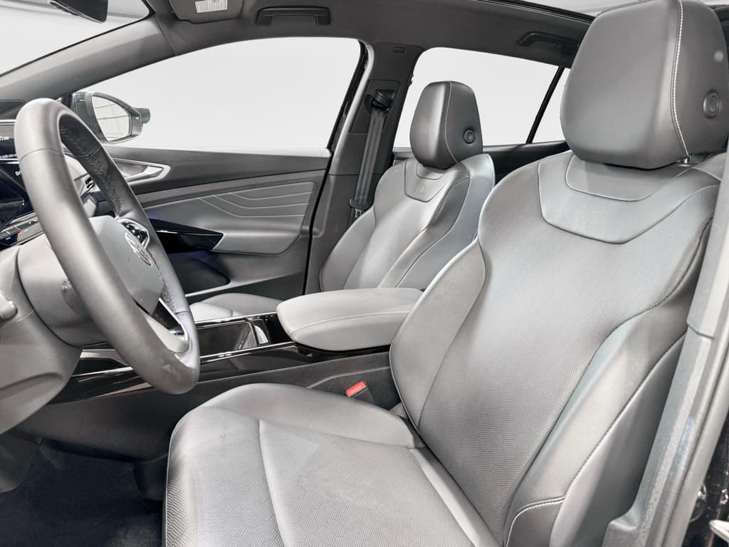 2023 Volkswagen ID.4 view 18