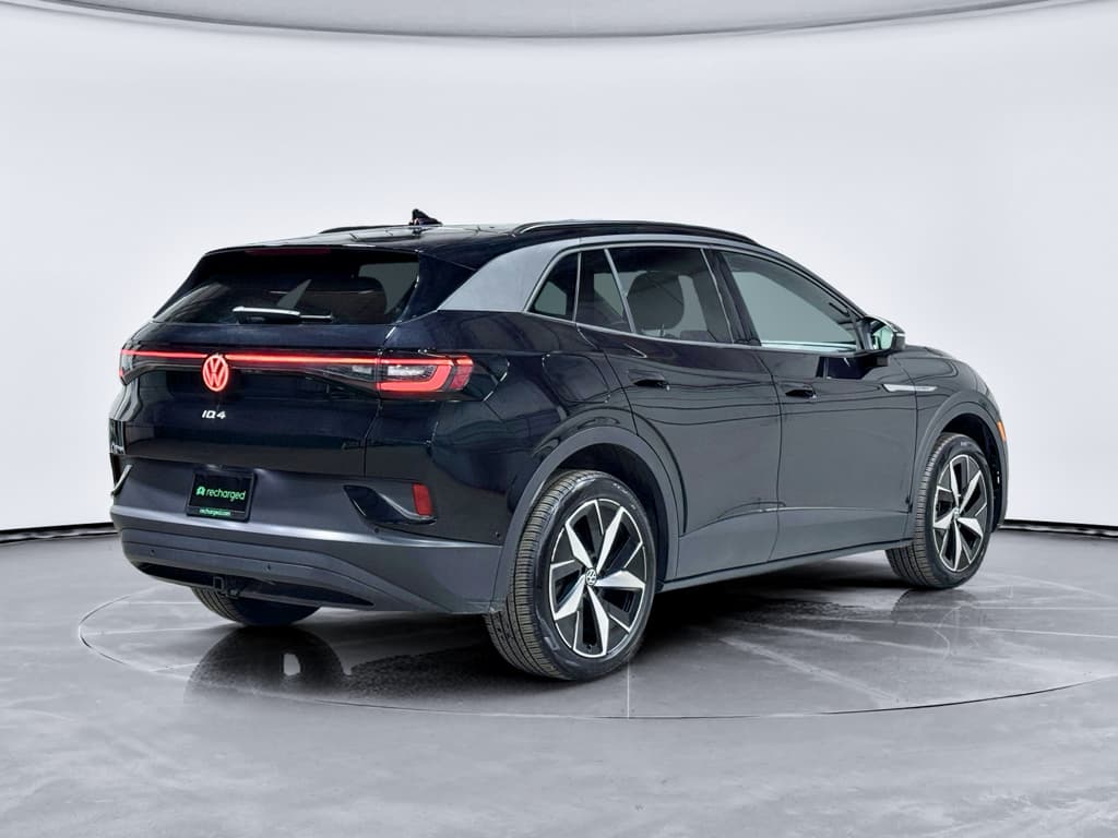 2023 Volkswagen ID.4 view 3