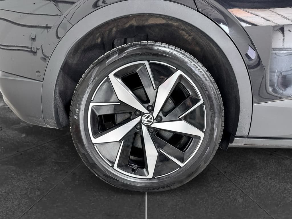 2023 Volkswagen ID.4 view 36