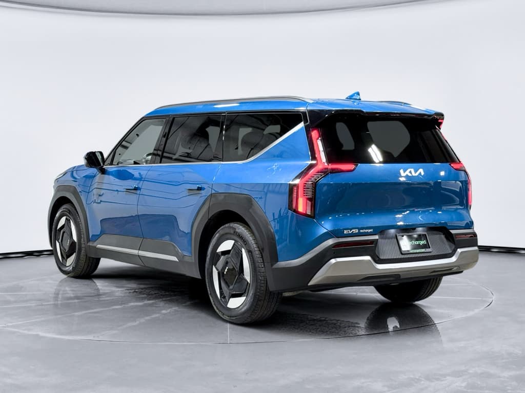 2024 Kia EV9 view 2