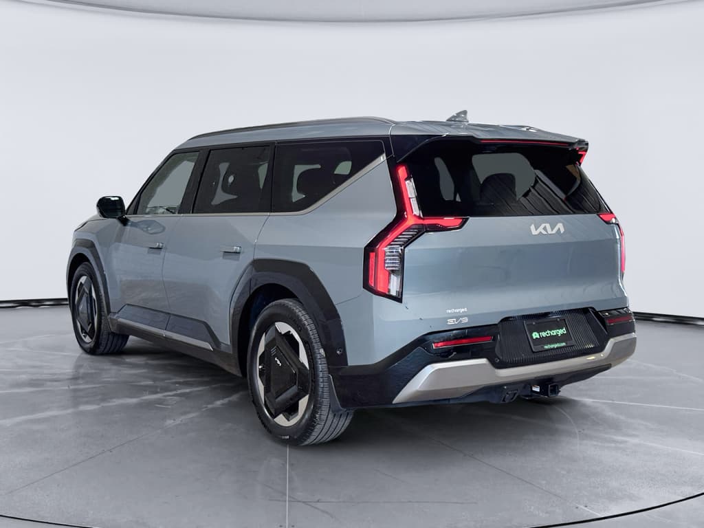 2024 Kia EV9 view 2