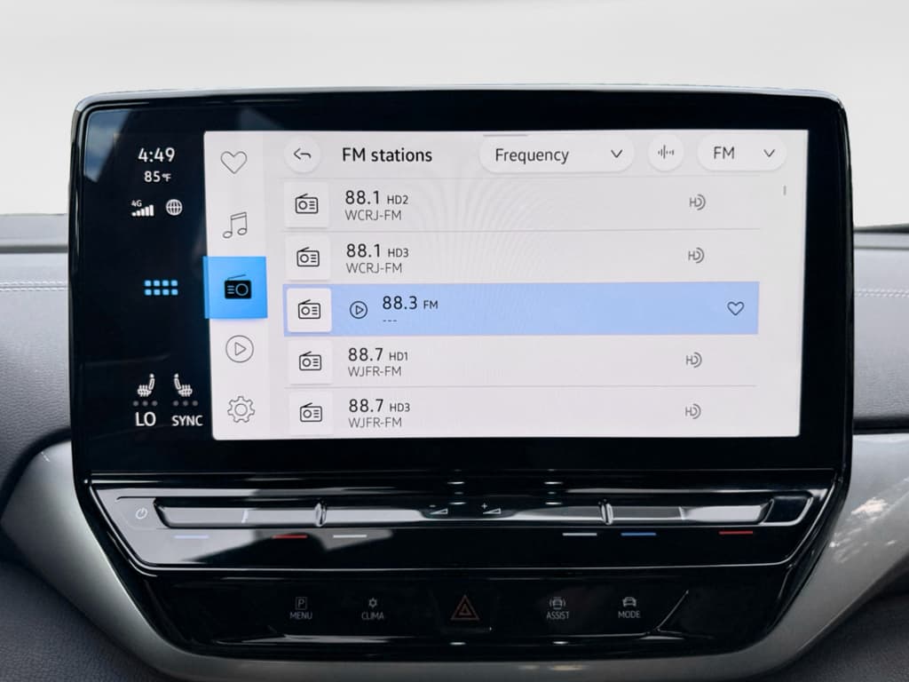 2023 Volkswagen ID.4 view 11