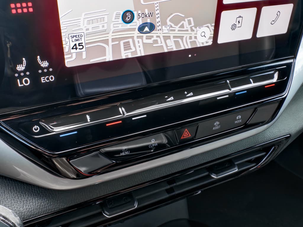 2023 Volkswagen ID.4 view 14