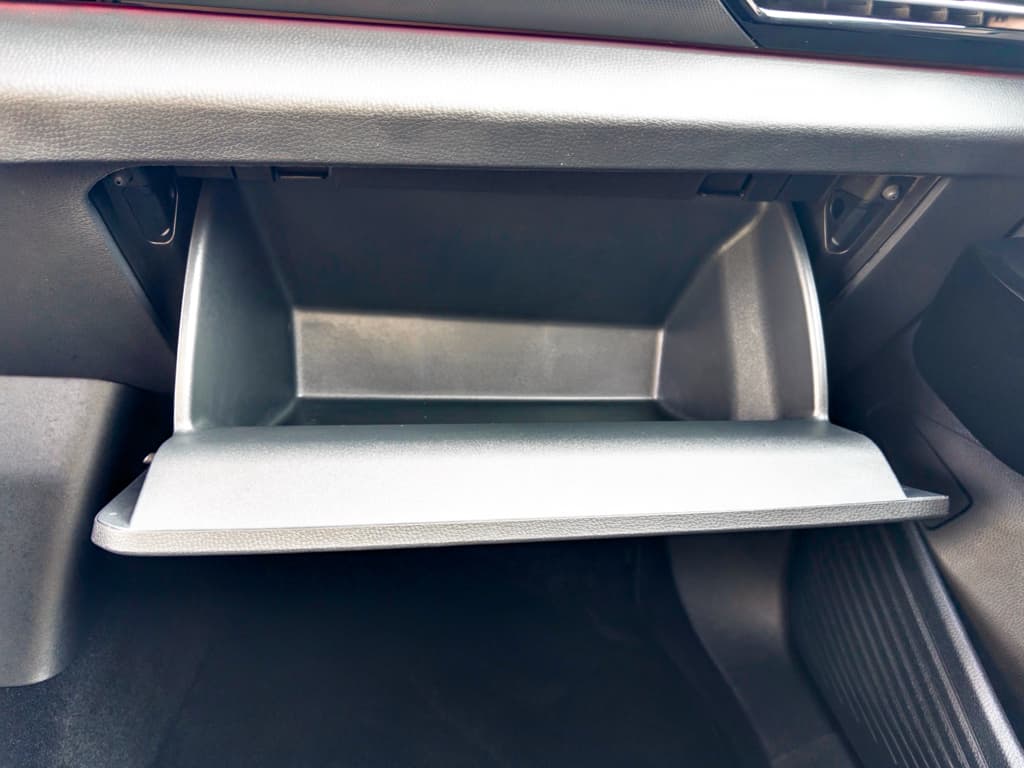 2023 Volkswagen ID.4 view 19