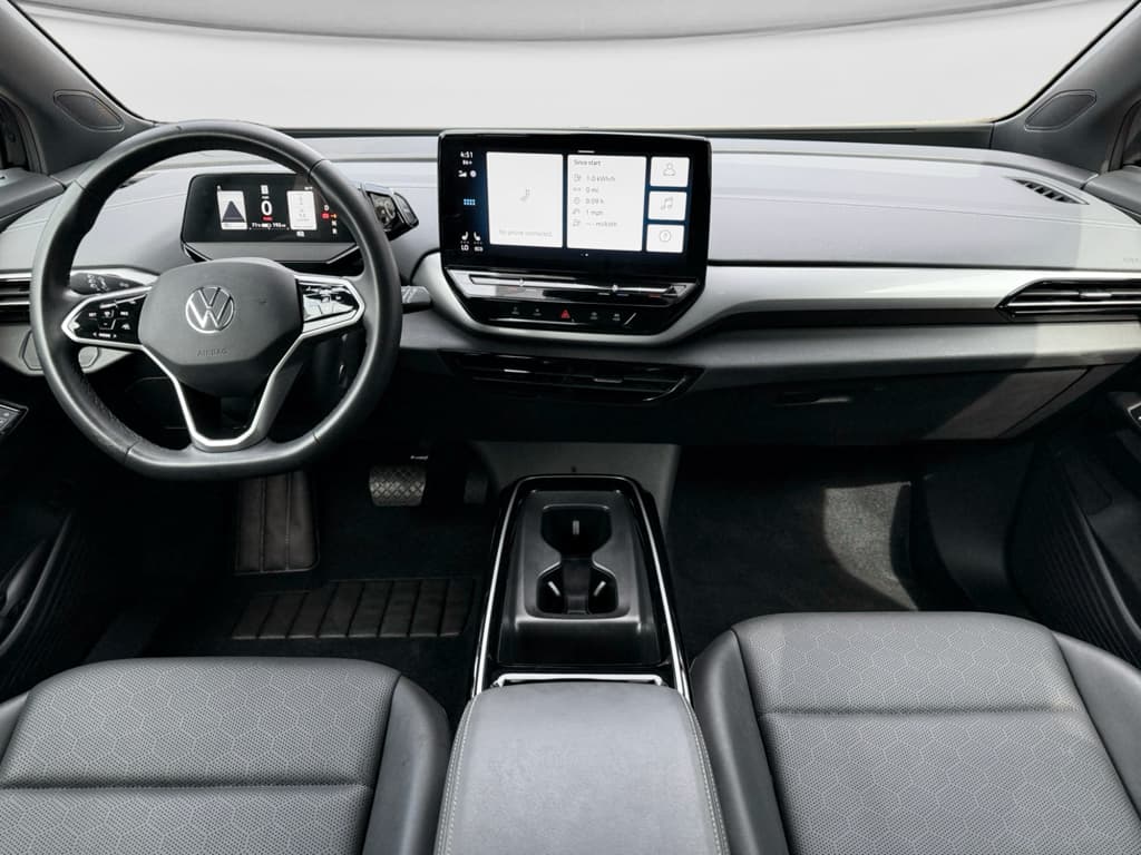 2023 Volkswagen ID.4 view 15