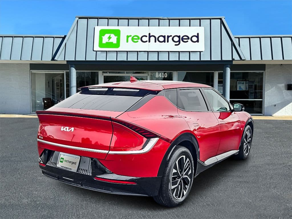 2022 Kia EV6 view 3