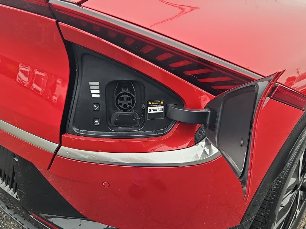 2022 Kia EV6 view 5