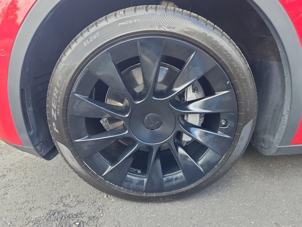 2020 Tesla Model Y view 22