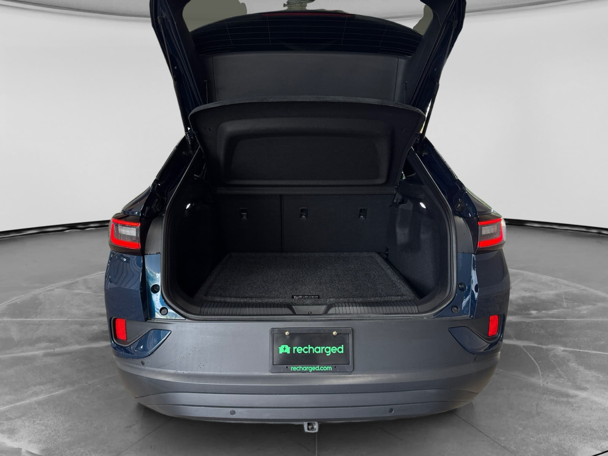 2023 Volkswagen ID.4 view 26