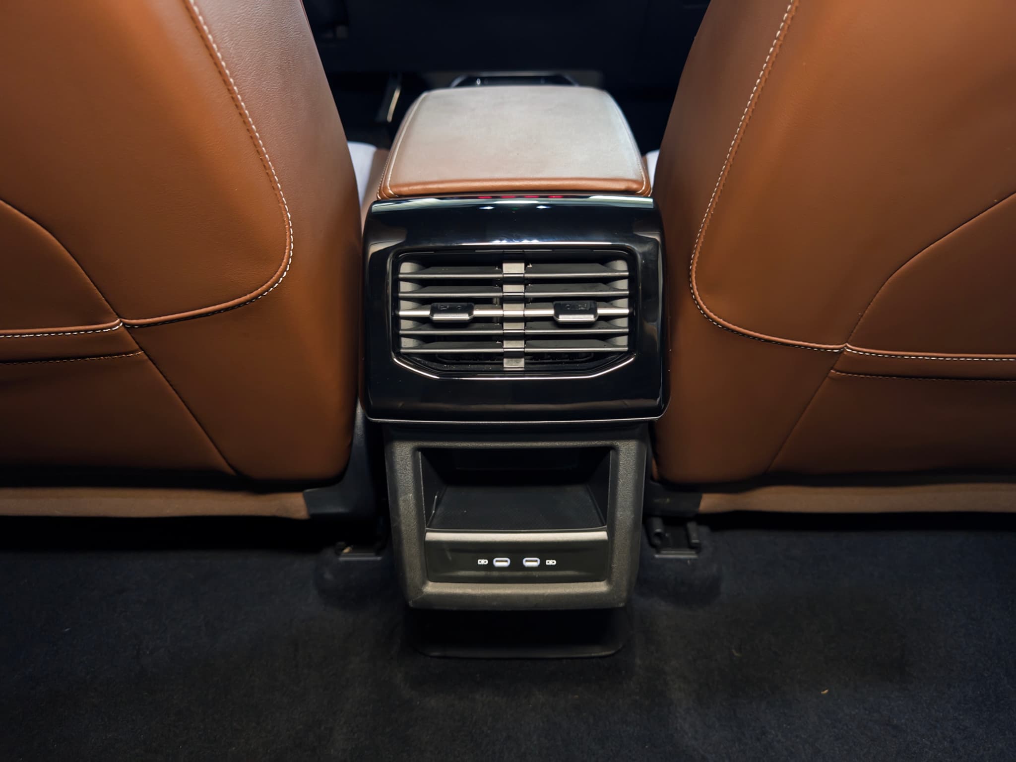 2023 Volkswagen ID.4 view 22