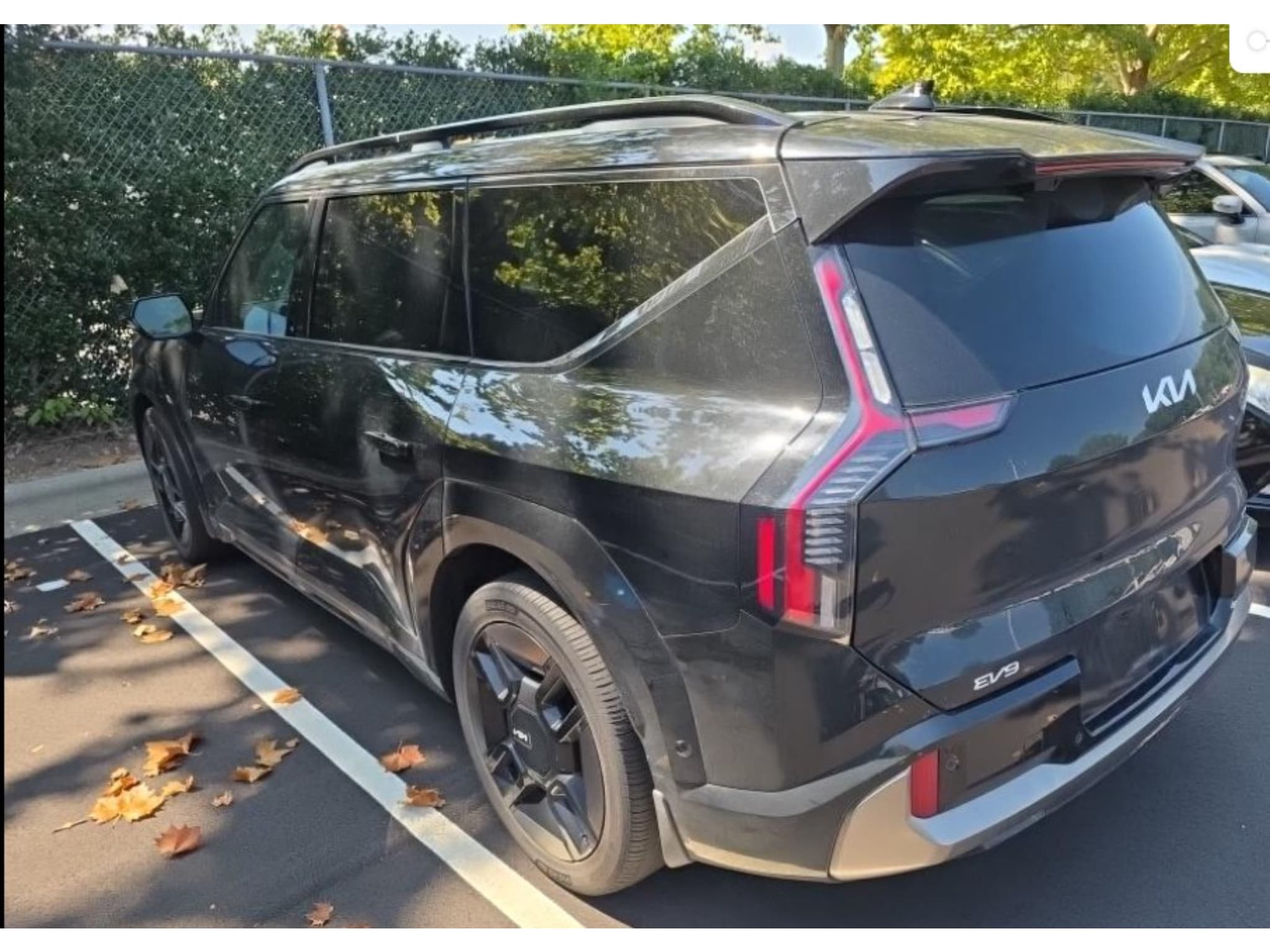 2024 Kia EV9 view 5