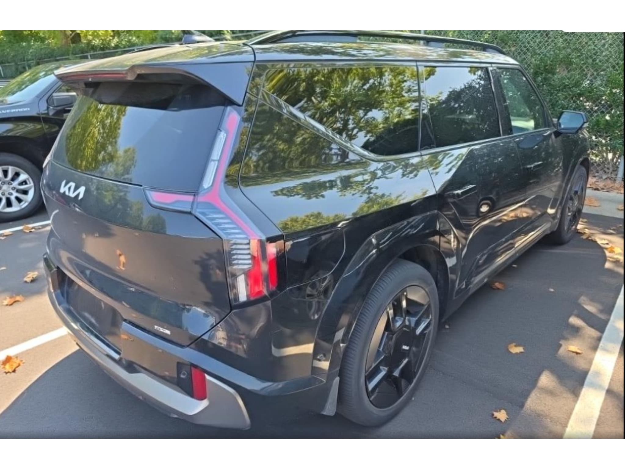 2024 Kia EV9 view 4