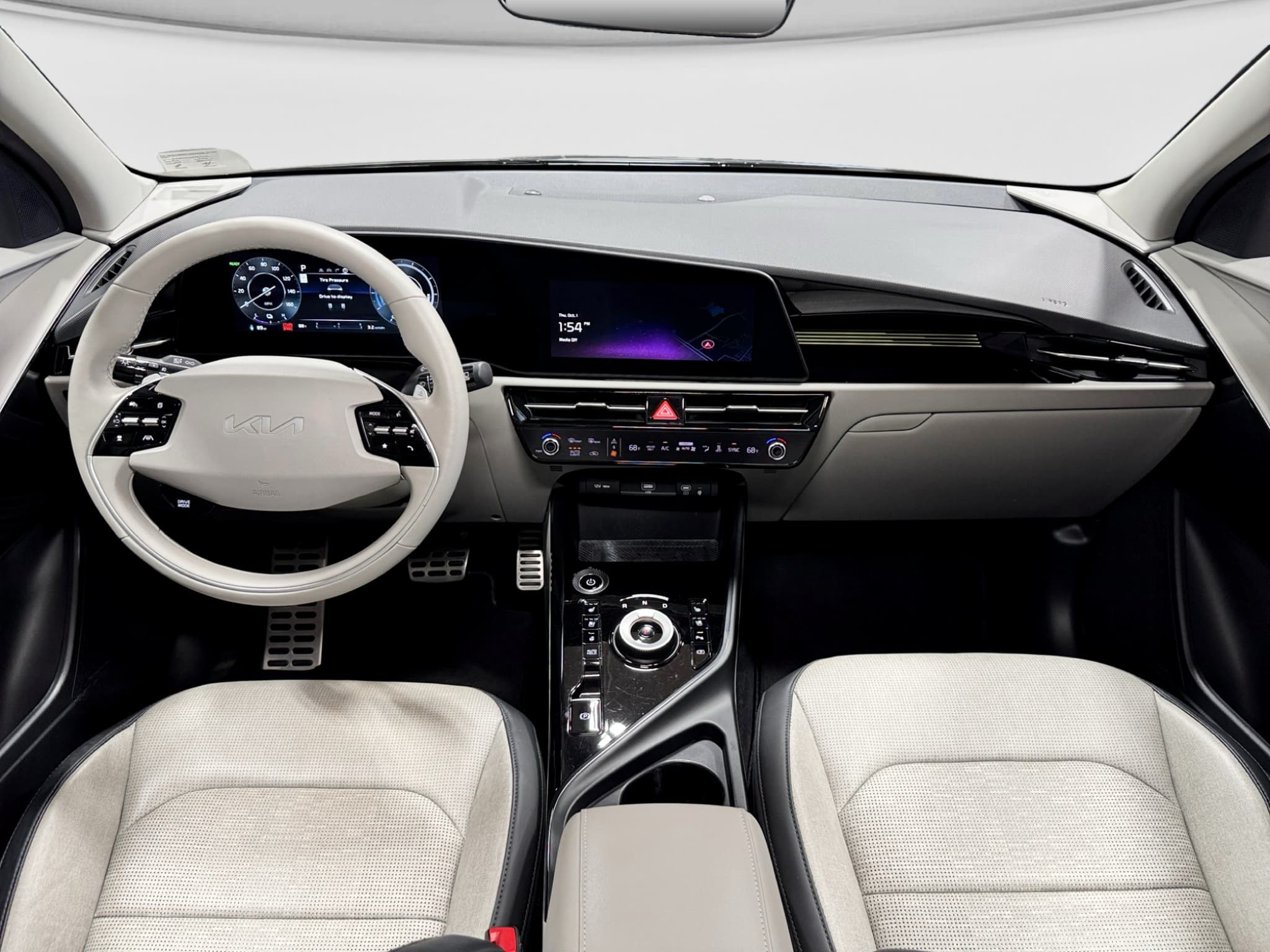 2023 Kia Niro EV view 16