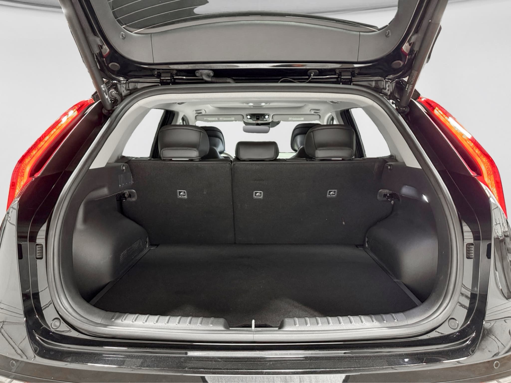 2023 Kia Niro EV view 27