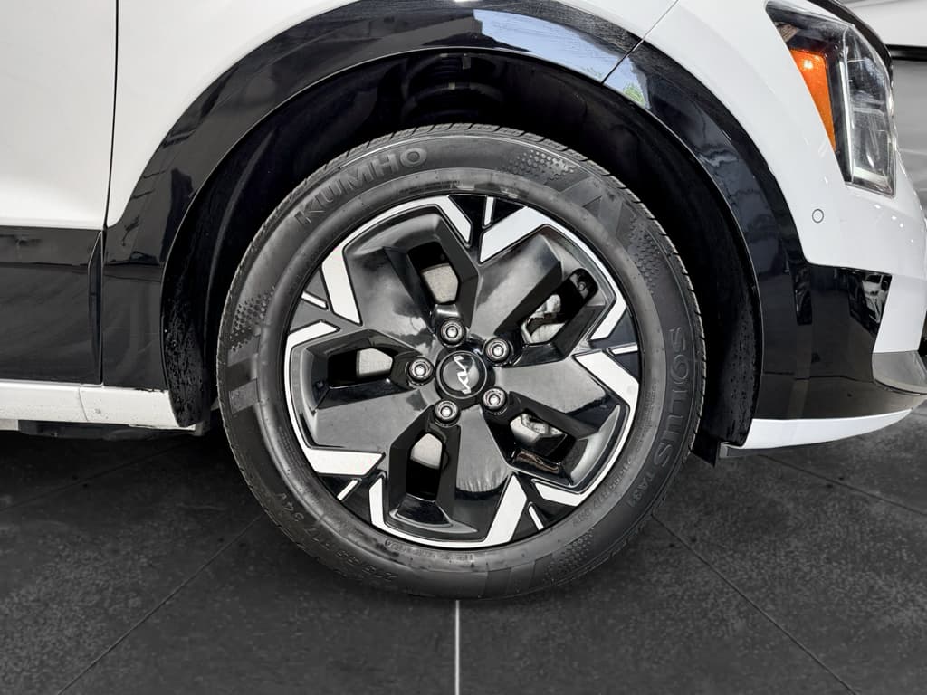 2023 Kia Niro EV view 35