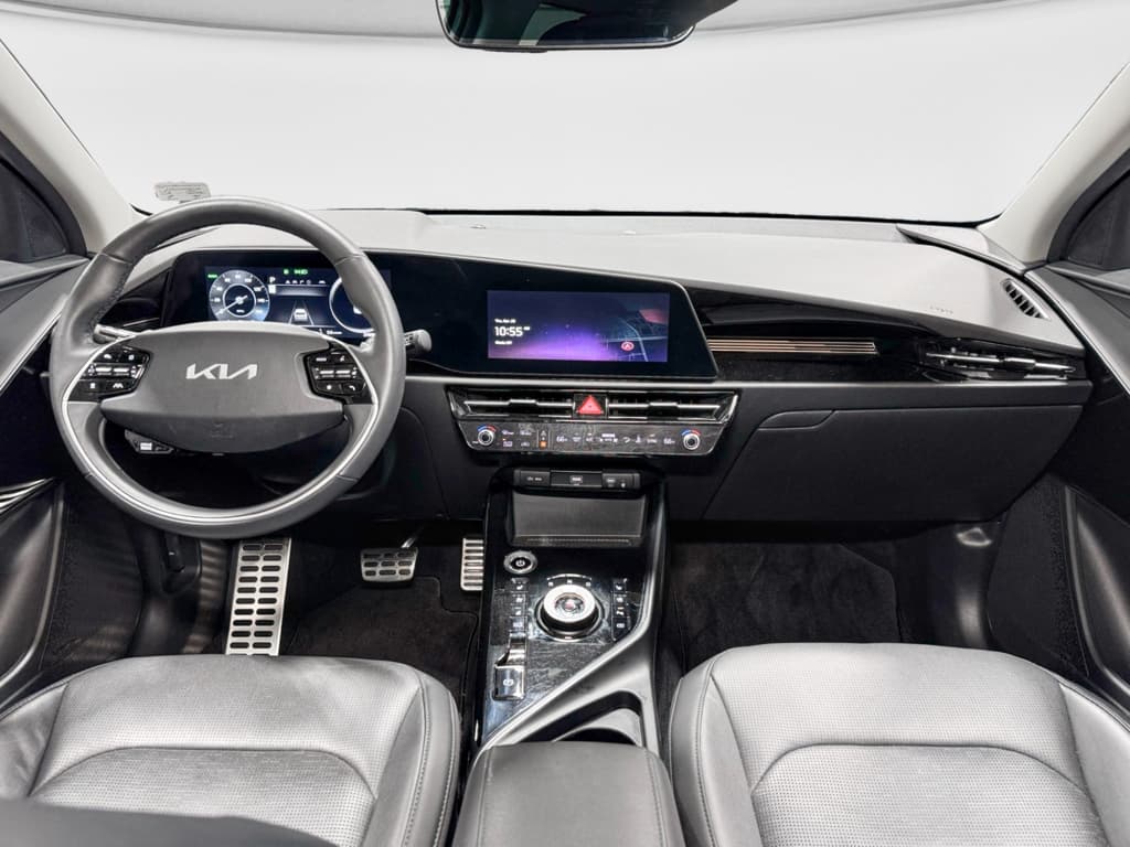 2023 Kia Niro EV view 16