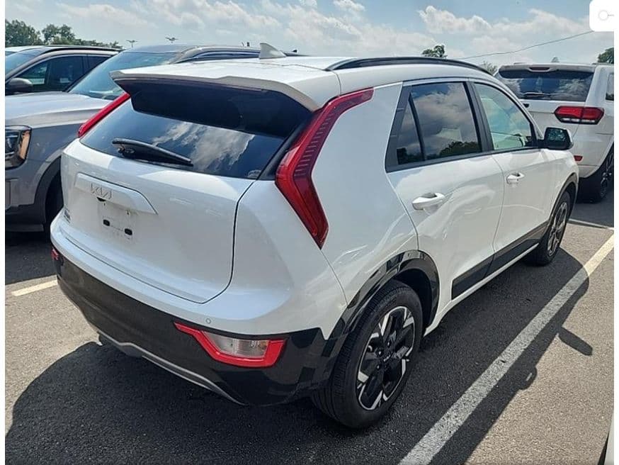 2023 Kia Niro EV view 2