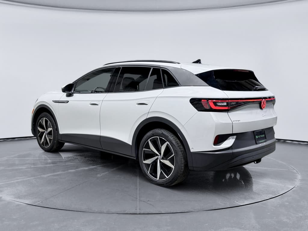 2023 Volkswagen ID.4 view 2