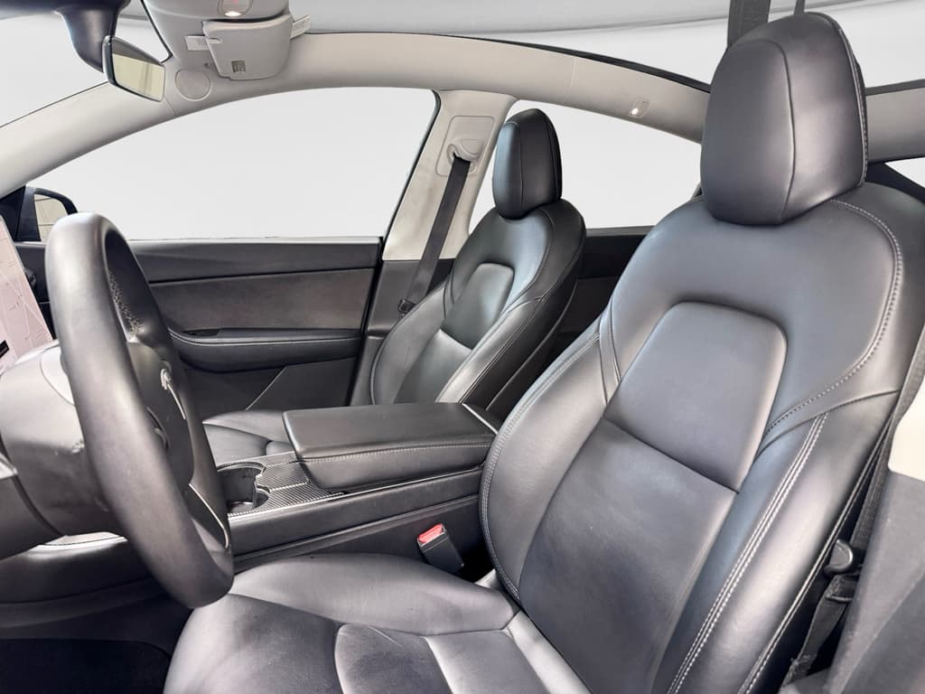 2020 Tesla Model Y view 15