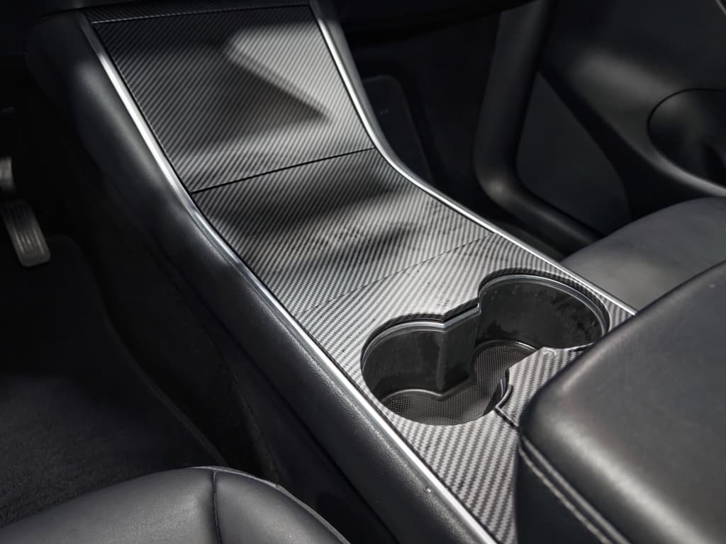 2020 Tesla Model Y view 17