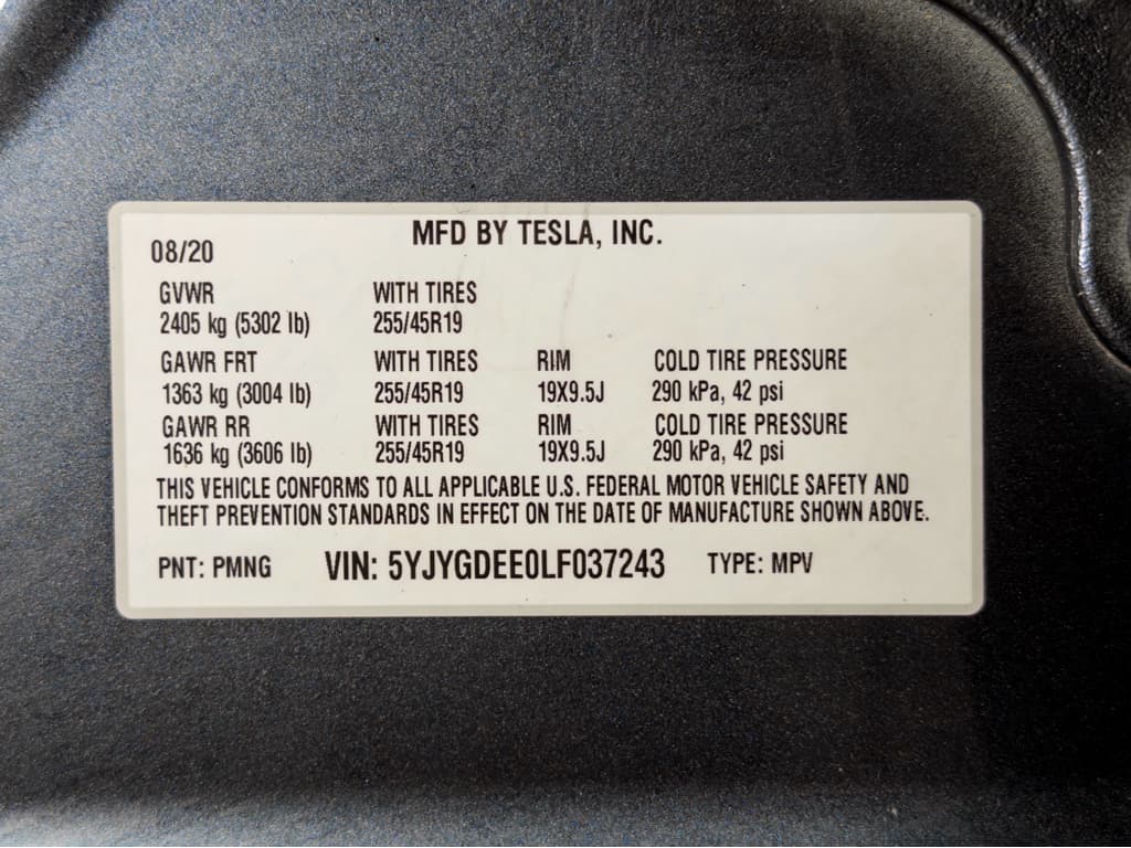 2020 Tesla Model Y view 27