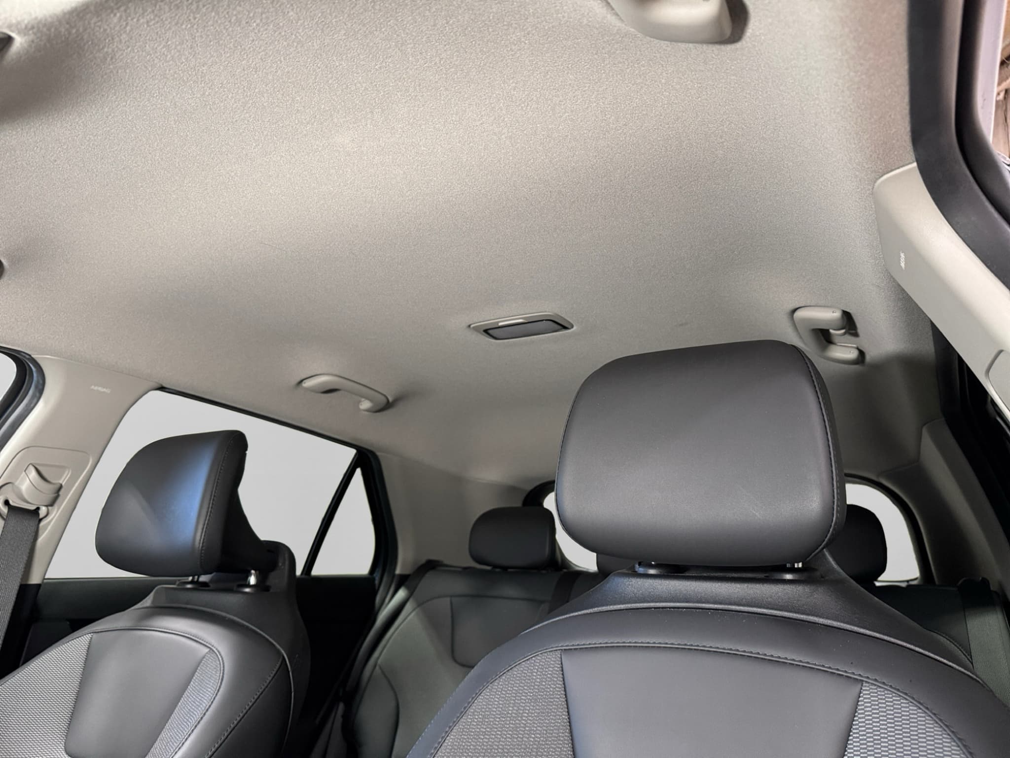 2023 Kia Niro EV view 24