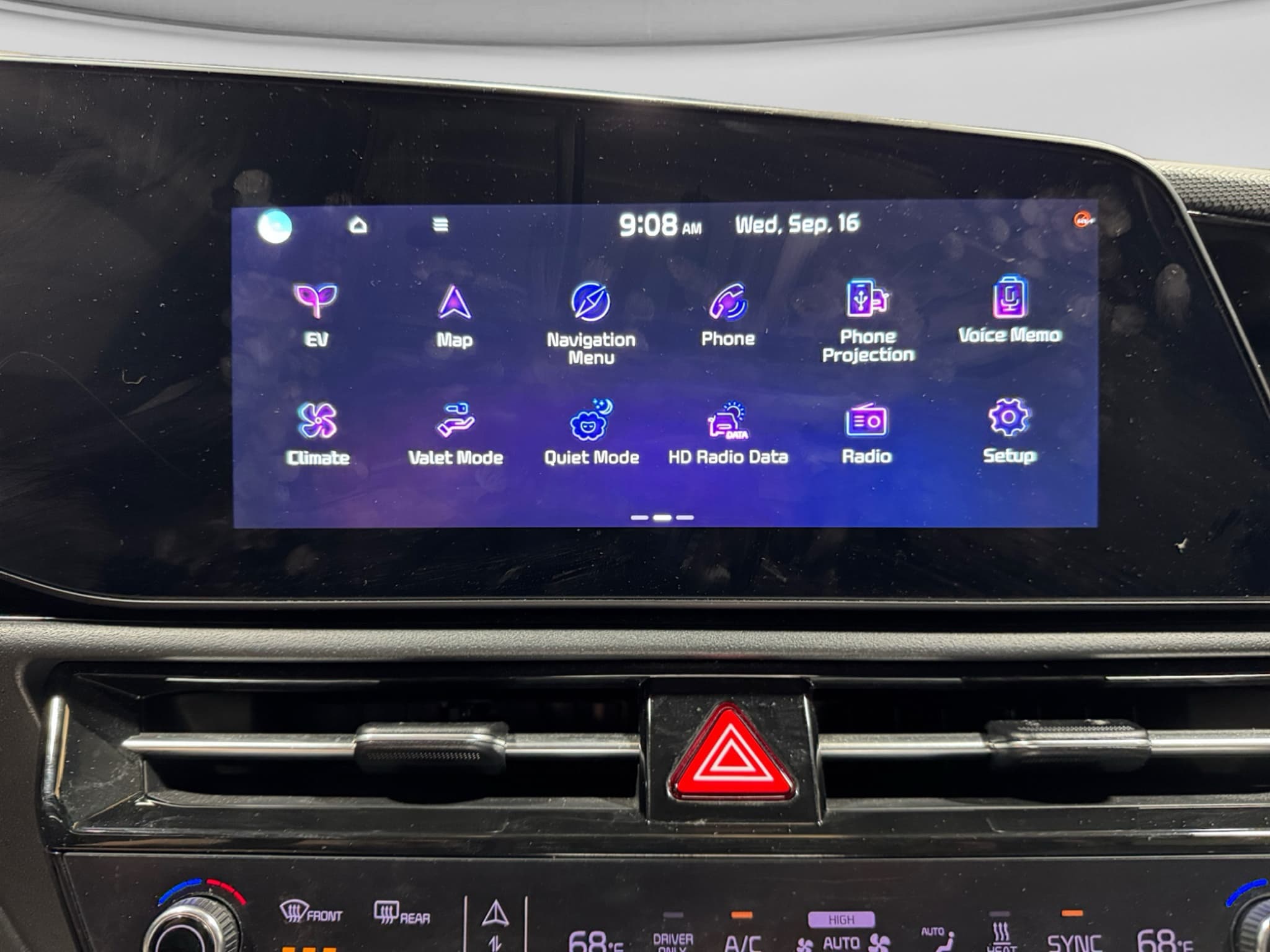 2023 Kia Niro EV view 13