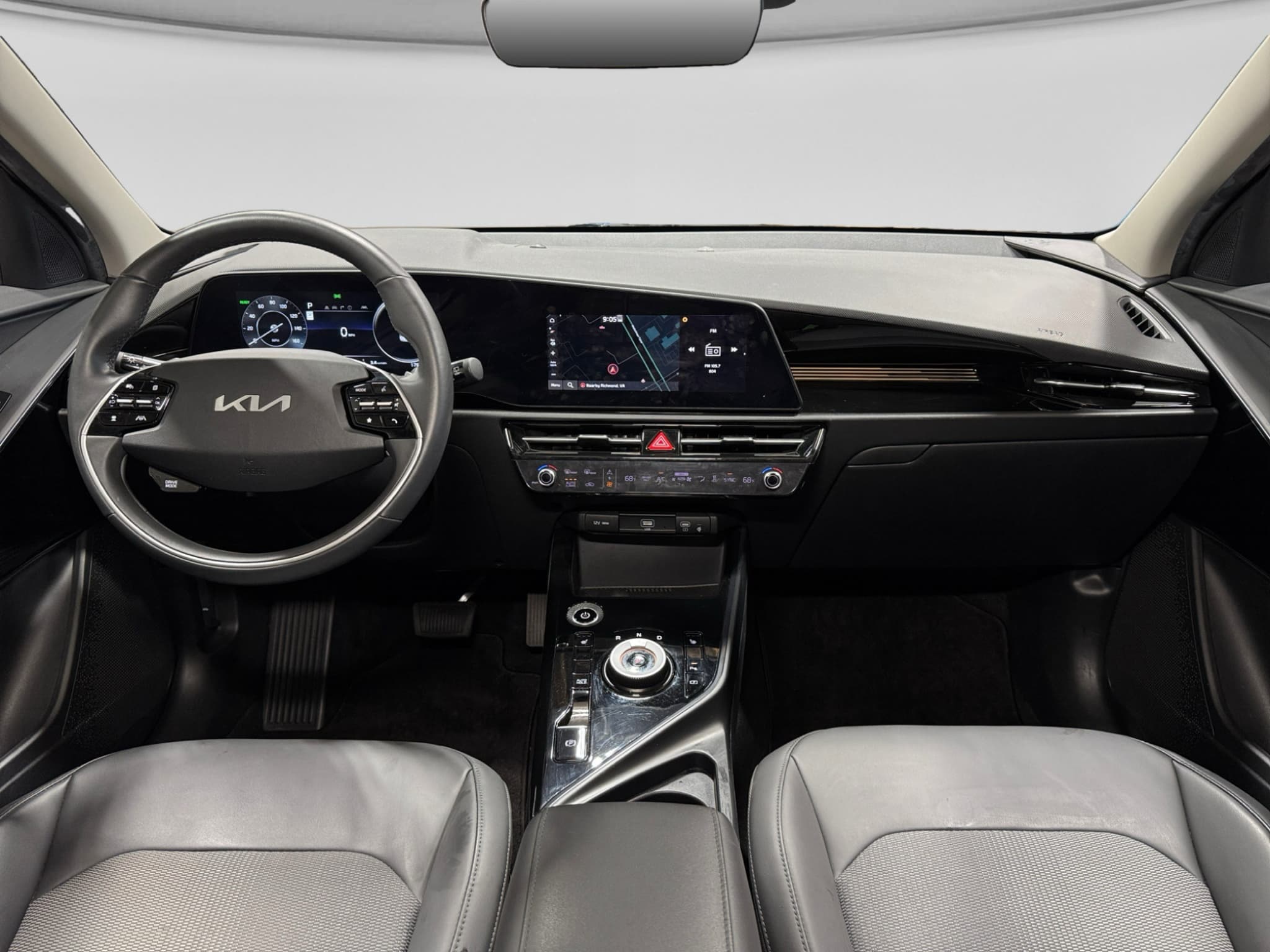 2023 Kia Niro EV view 16