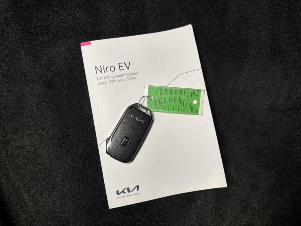 2023 Kia Niro EV view 23