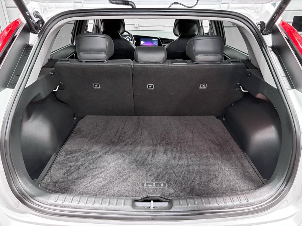 2023 Kia Niro EV view 27