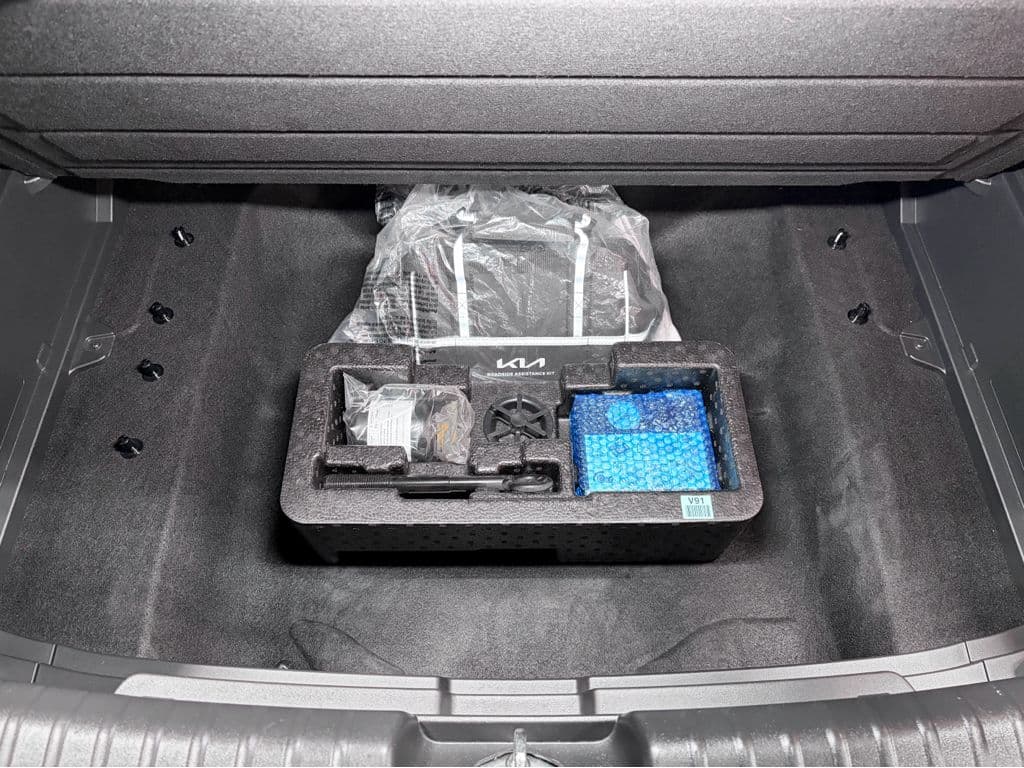 2023 Kia Niro EV view 28