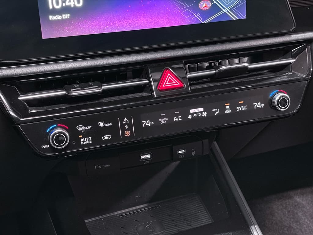 2023 Kia Niro EV view 15