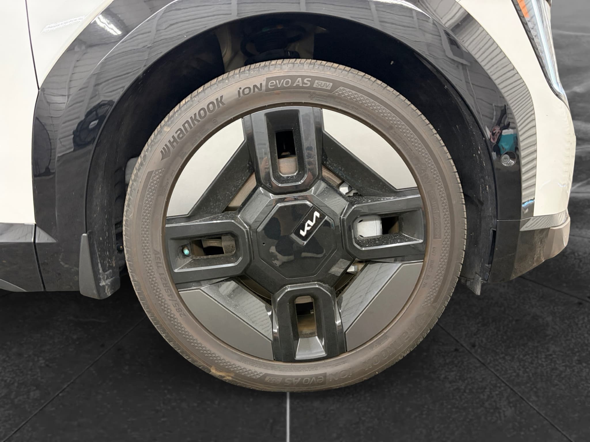 2024 Kia EV9 view 36