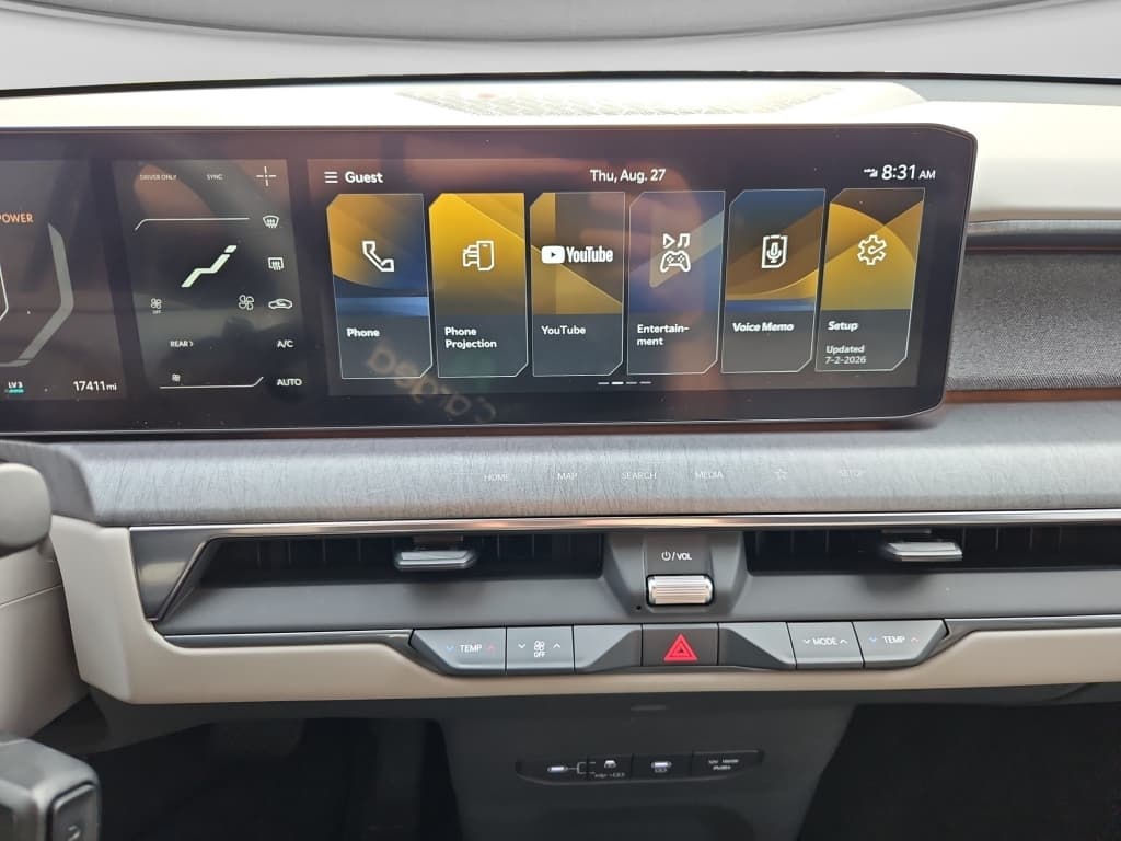 2024 Kia EV9 view 10