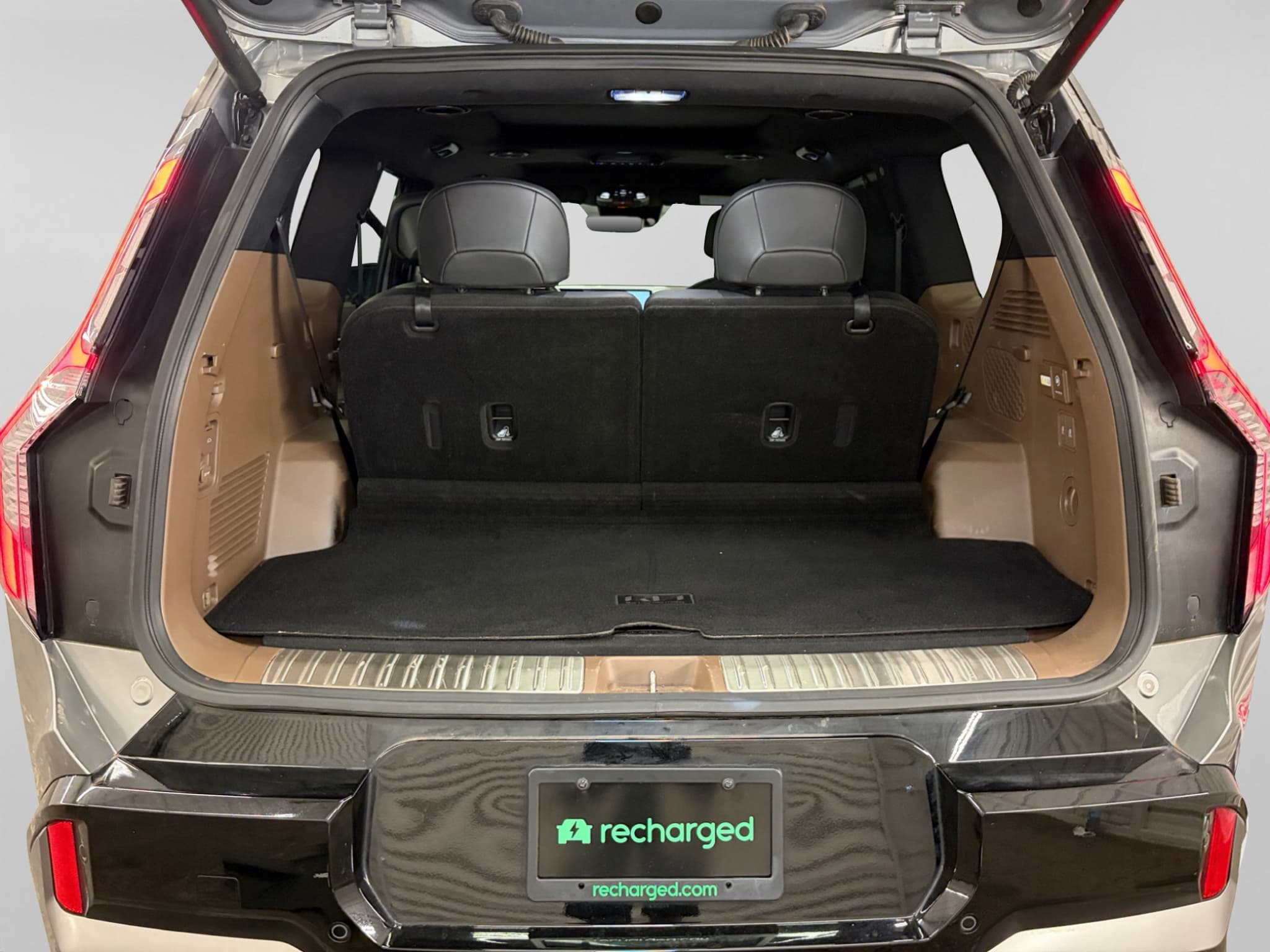 2024 Kia EV9 view 20