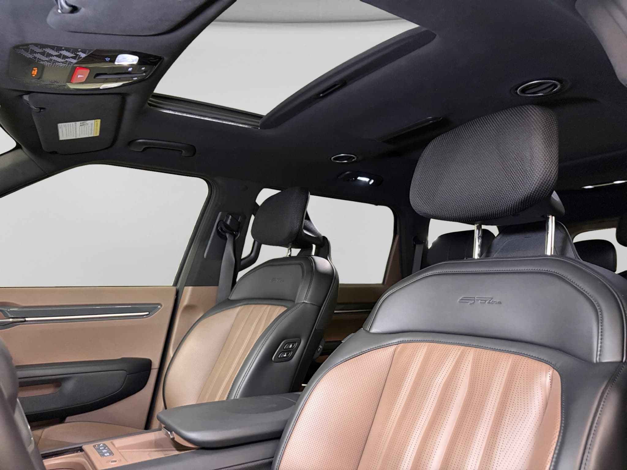 2024 Kia EV9 view 17