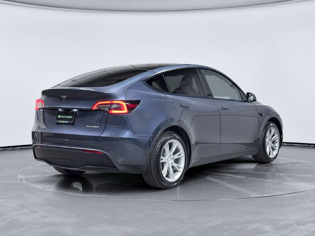 2020 Tesla Model Y view 3