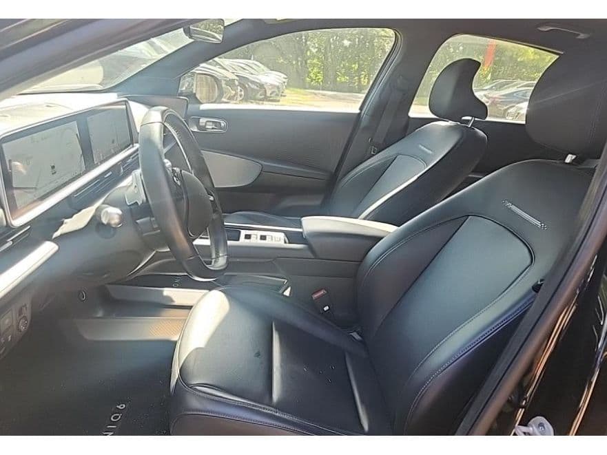 2023 Hyundai IONIQ 6 view 5