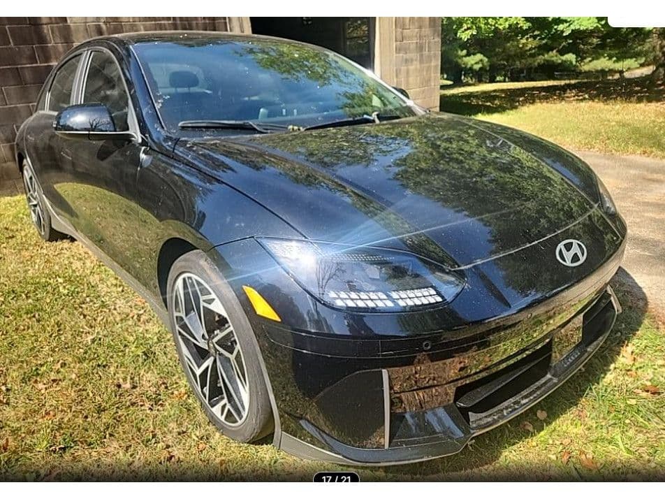2023 Hyundai IONIQ 6 view 4