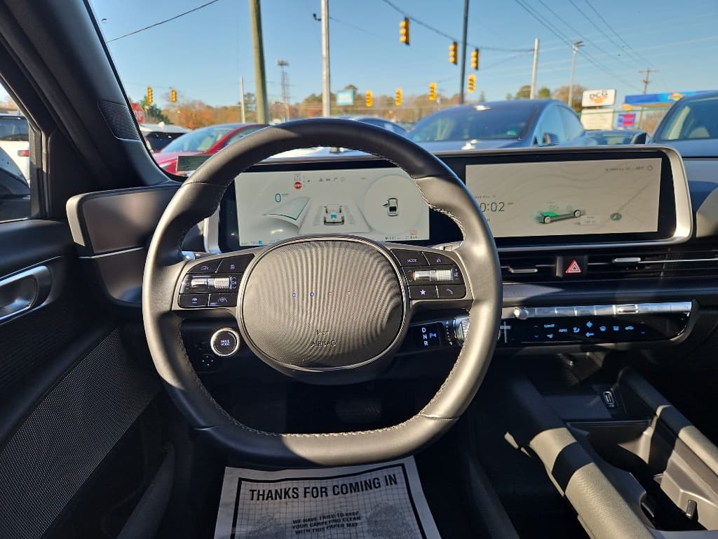 2023 Hyundai IONIQ 6 view 8