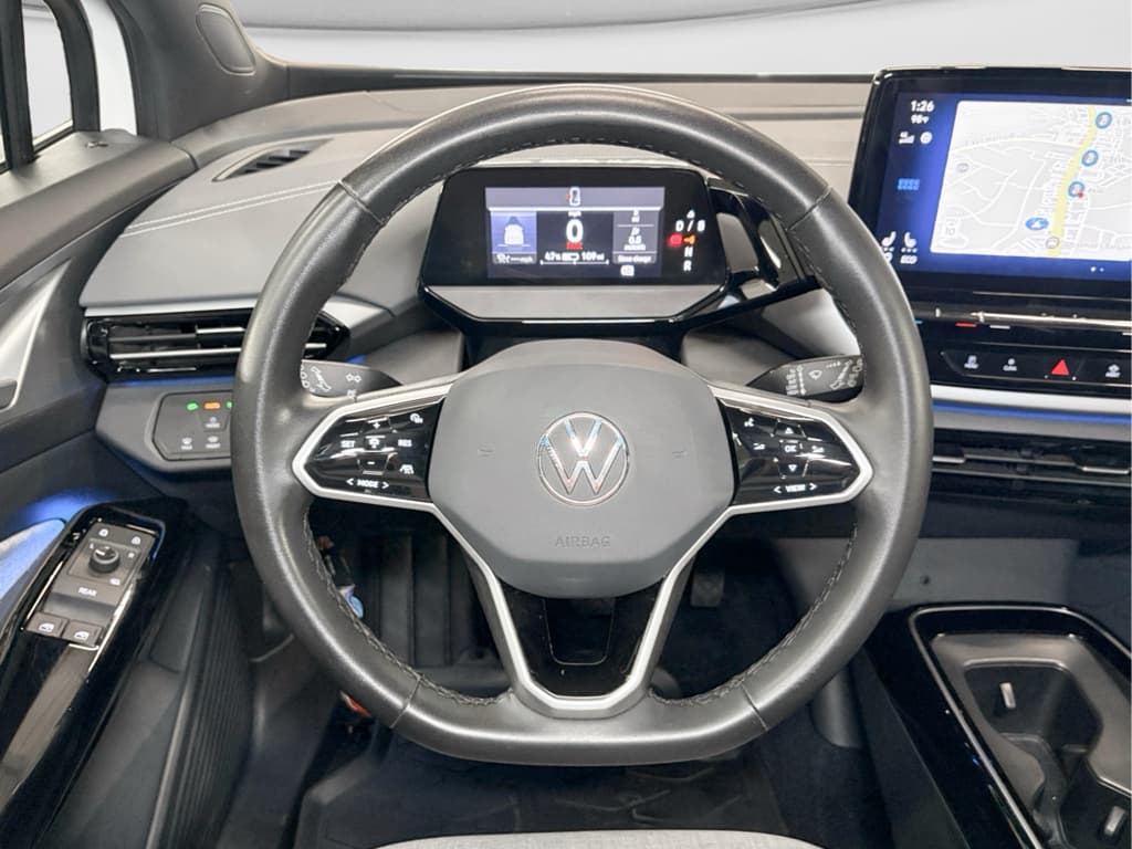 2023 Volkswagen ID.4 view 8