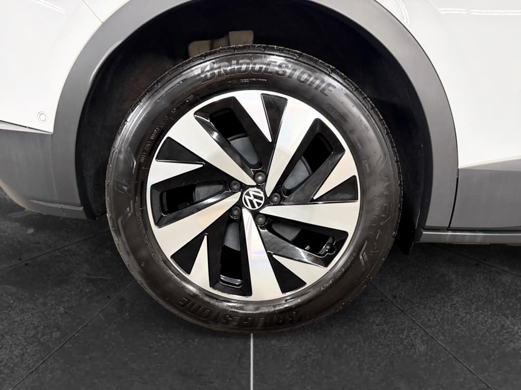 2023 Volkswagen ID.4 view 35
