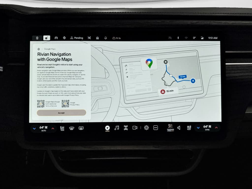 2024 Rivian R1S view 11