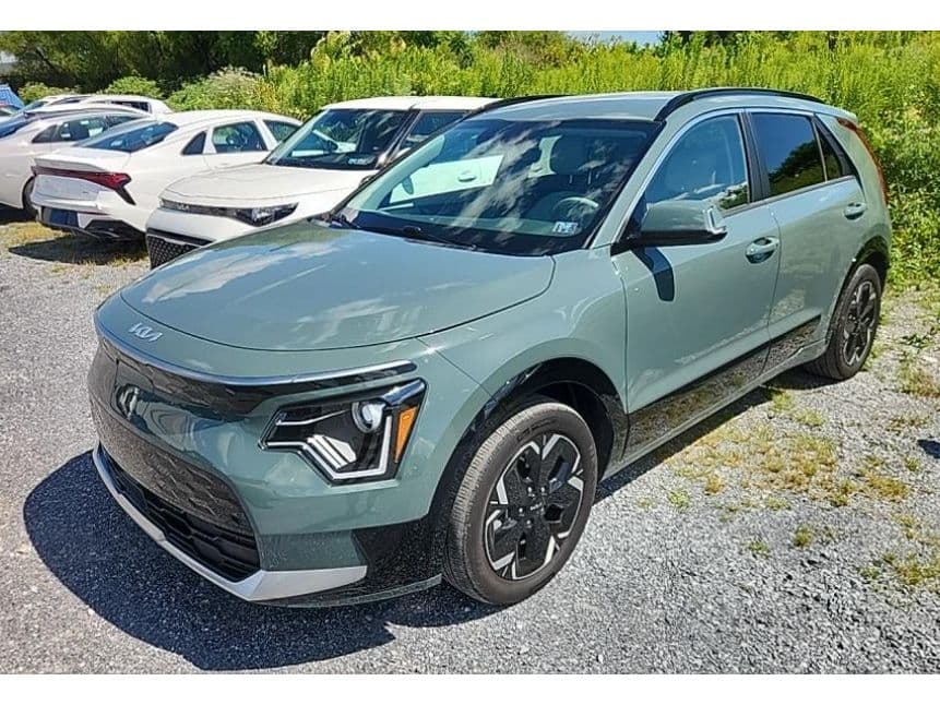 2023 Kia Niro EV view 1