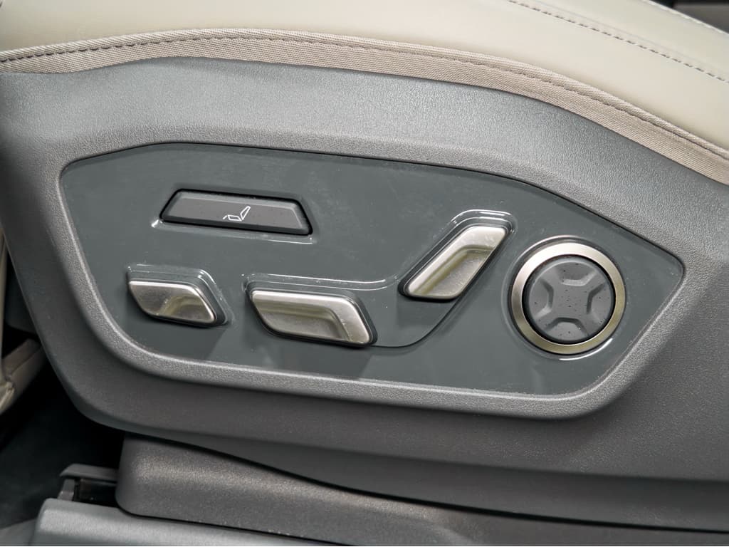 2024 Kia EV9 view 7