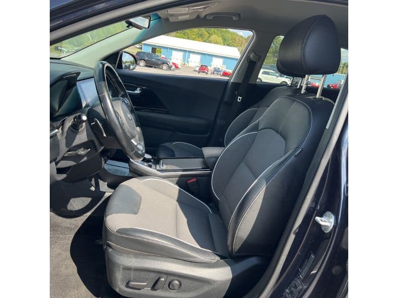 2020 Kia Niro EV view 5